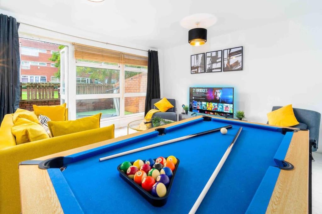 ✪Central✪6Bed✪ Parking✪Pool Table✪Private Patio ✪ バーミンガム エクステリア 写真